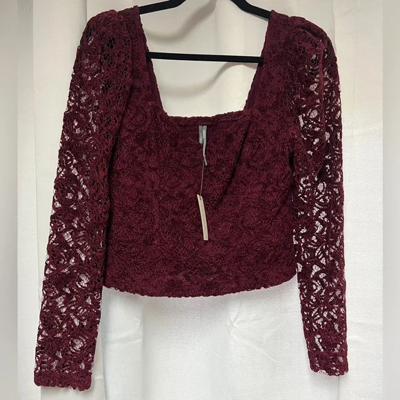 Sweetheart Lace Top - Picture 6 of 11